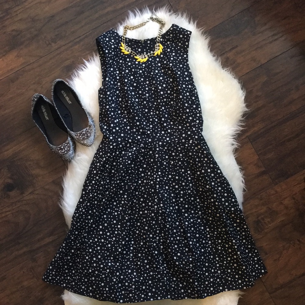 Express Dizzy Polka Dots Dress - Picture 1 of 7
